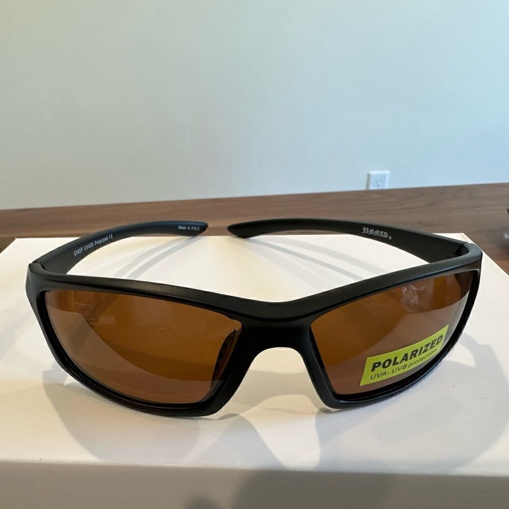 Razor Style Sporty Sunglasses, Plastic Frames, Polarized Lenses, UVA-UVB Protect - Picture 2 of 7
